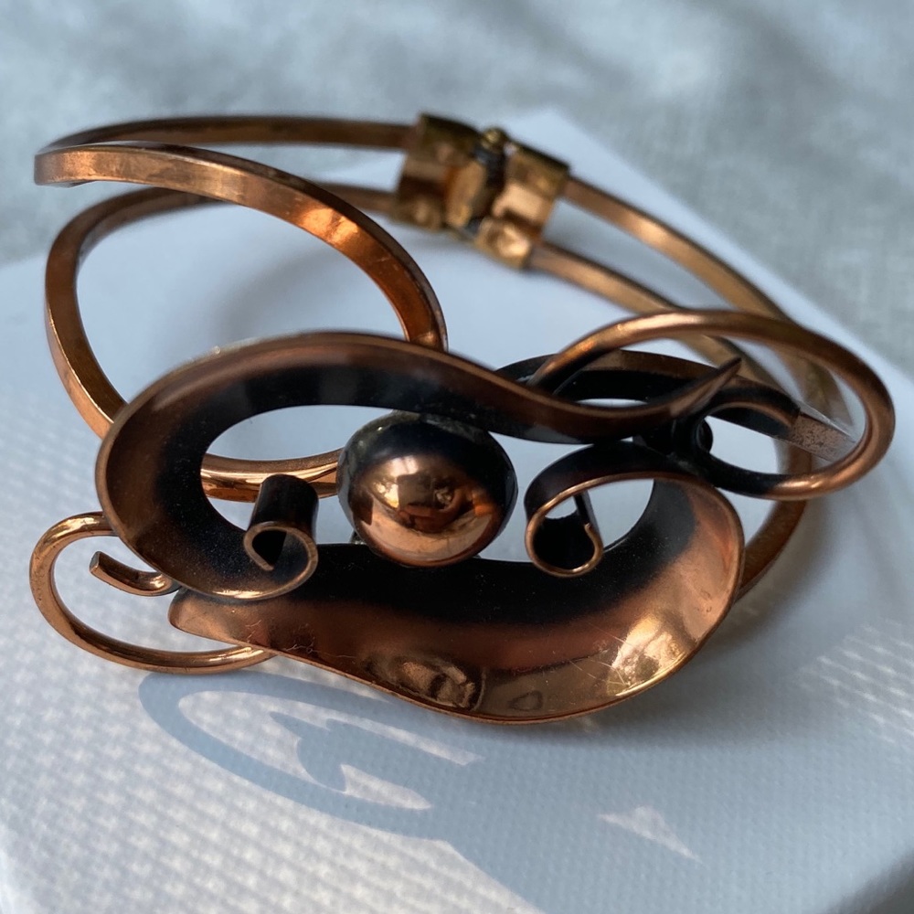 Vintage COPPER by BELL Hinged Bracelet